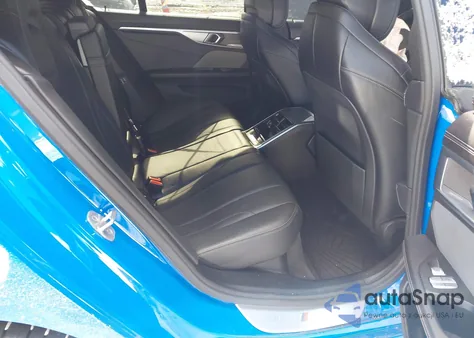 2021 BMW 840I Gran Coupe xDrive z USA, uszkodzony, nr VIN WBAGV4C06MCG26093